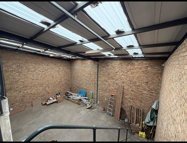 154M² WAREHOUSE TO LET IN CHLOORKOP